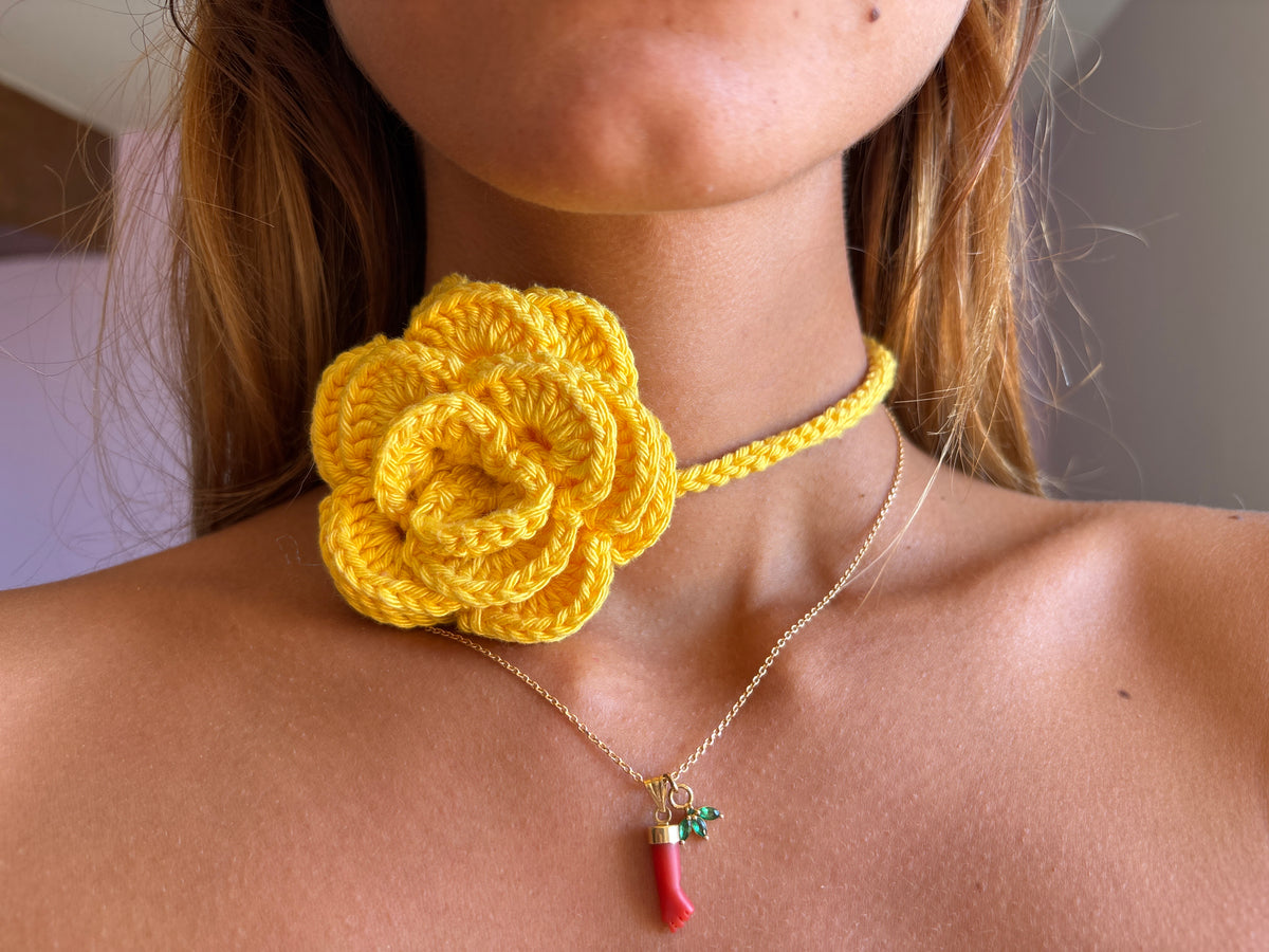 Fleur de coton jaune