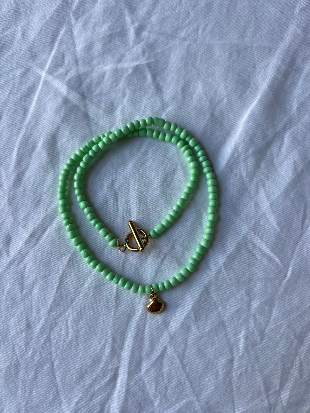 Ras de cou coquillage vert